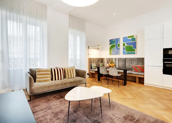 Pick A Flat\'S Apartment In Louvre - Rue Saint-Hyacinthe